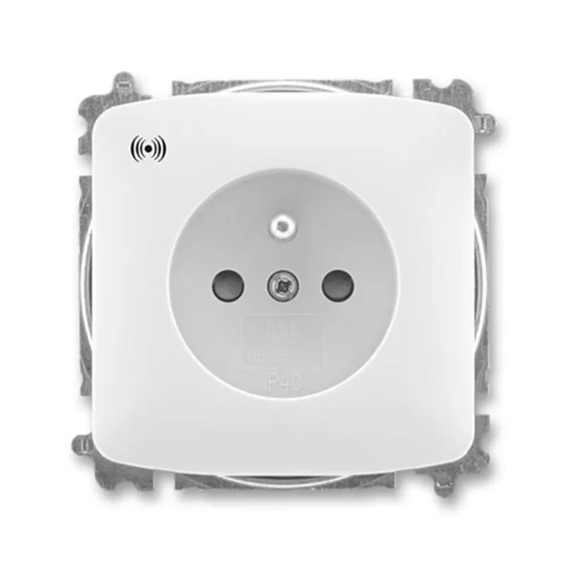 ABB 5589A-A02357 B, TANGO Zásuvka s přepěťovou ochranou, s ak.sig.; bílá Finální Výprodej