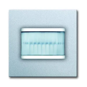 Poslední Šance ABB 2CKA006132A0378, KNX B-W snímač 180 Standard; AL stříbrná; 6122/10-83-500