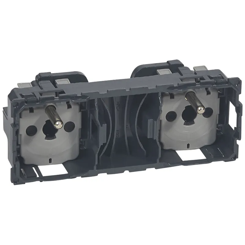 Záruka V Ceně LEGRAND 067124 Céliane, zásuvka 2x2P+T automatické svorky