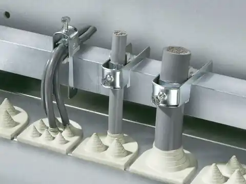 RITTAL 2358000 Příchytky SONAP průměr kabelu 38-42mm, bal=25ks Výhodná Nabídka