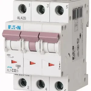 Oblíbený PL7-B32/3 jistič