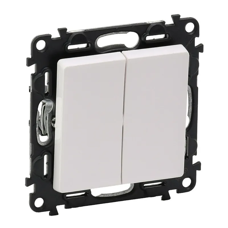 752105 VALL BÍLÁ SÉRIOVÝ SPÍNAČ Č.5 Odeslání Ihned